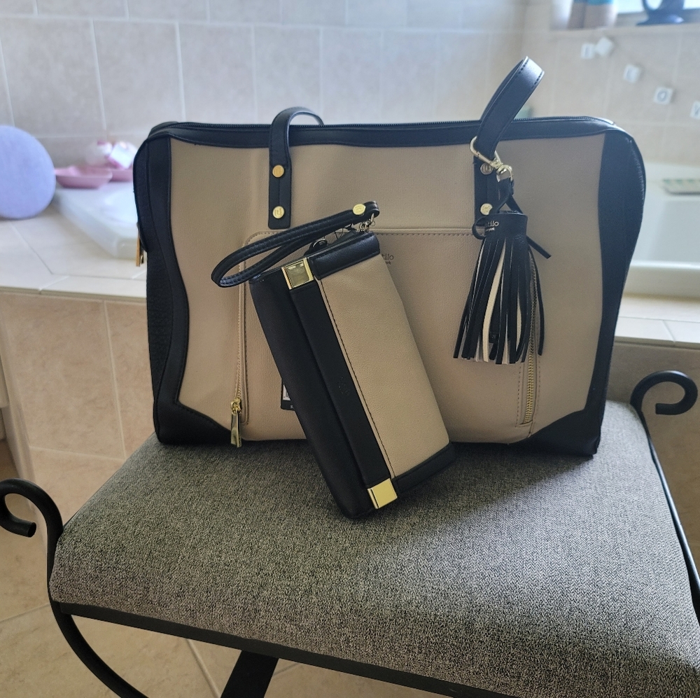 Tutilo Landyard Collection Tote and Wallet